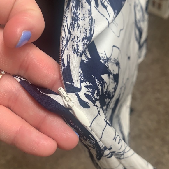 Top - Picture 4 of 8